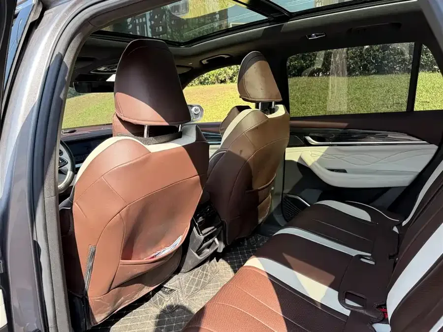 Geely Monjaro Xingyue L 2024 2.0TD High Power Automatic 2WD Yunqi Edition 2023 — миниатюра 3