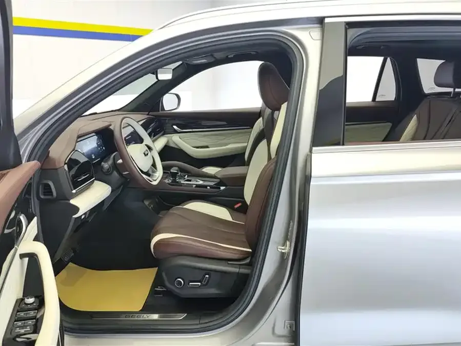 Geely Monjaro Xingyue L 2021 2.0TD DCT EVO 2WD Premium Edition 2023 — миниатюра 3