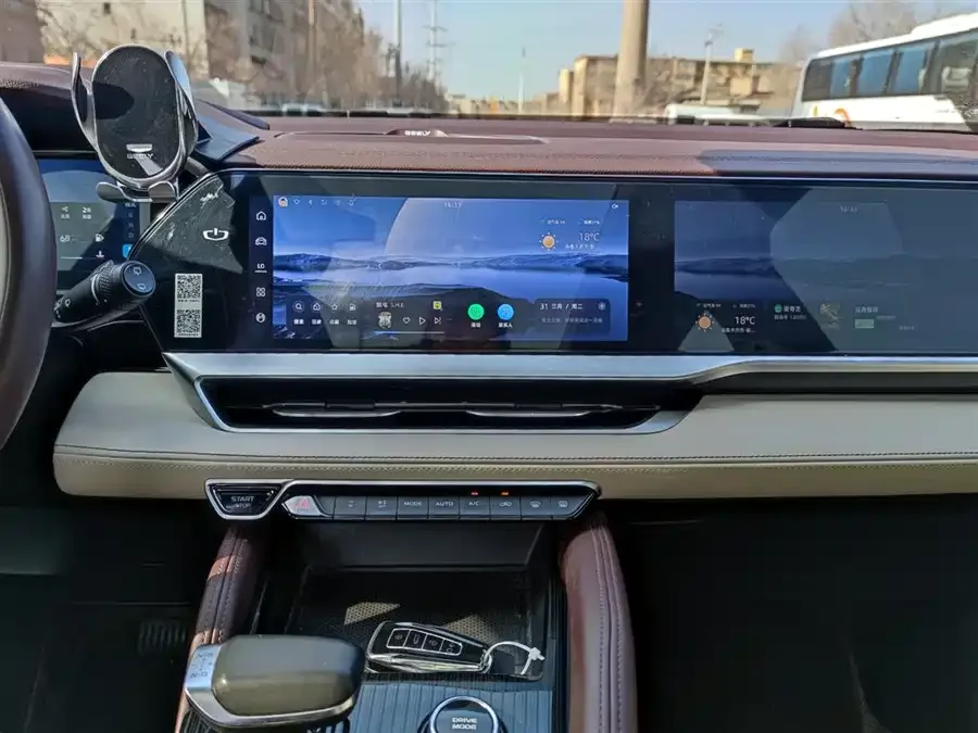 Geely Monjaro Xingyue L 2023 2.0TD High Power Automatic 2WD Flagship Model 2023 — миниатюра 4