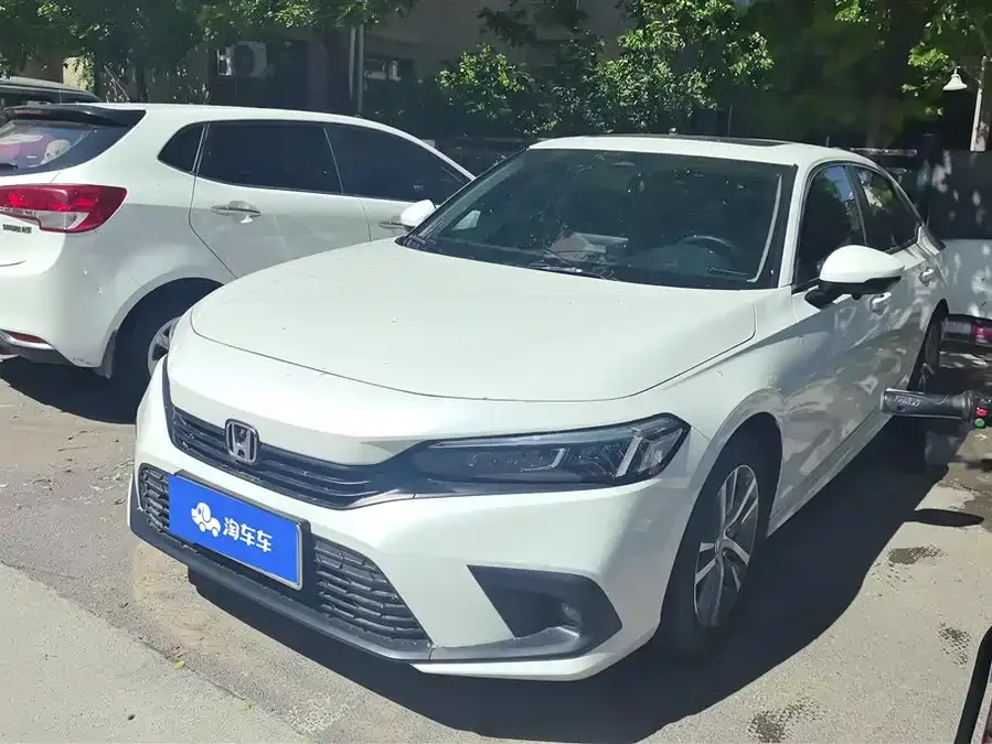 Honda CIVIC 2024