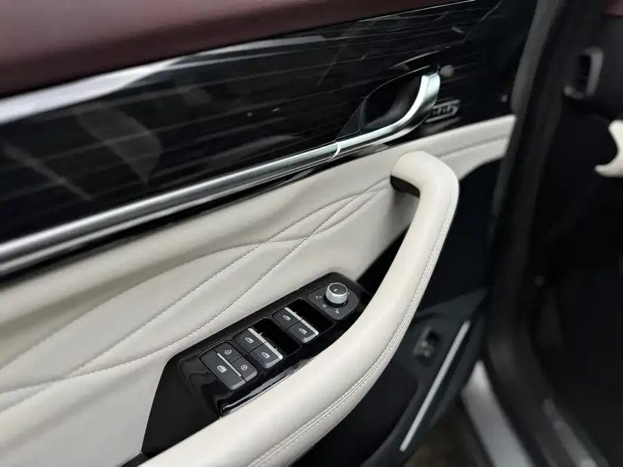 Geely Monjaro Xingyue L 2021 2.0TD DCT EVO 2WD Premium Edition 2022 — миниатюра 5