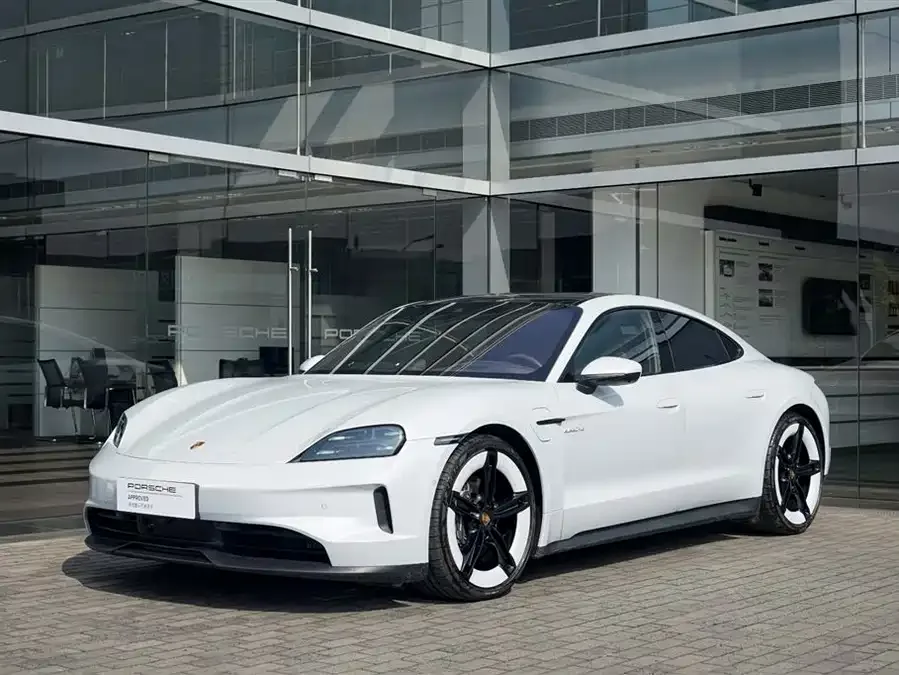 Porsche Taycan 2024