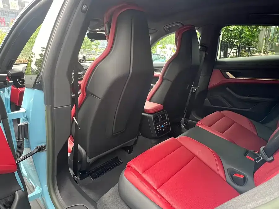 Porsche Taycan Taycan 2022 facelift Taycan 2023 — миниатюра 3