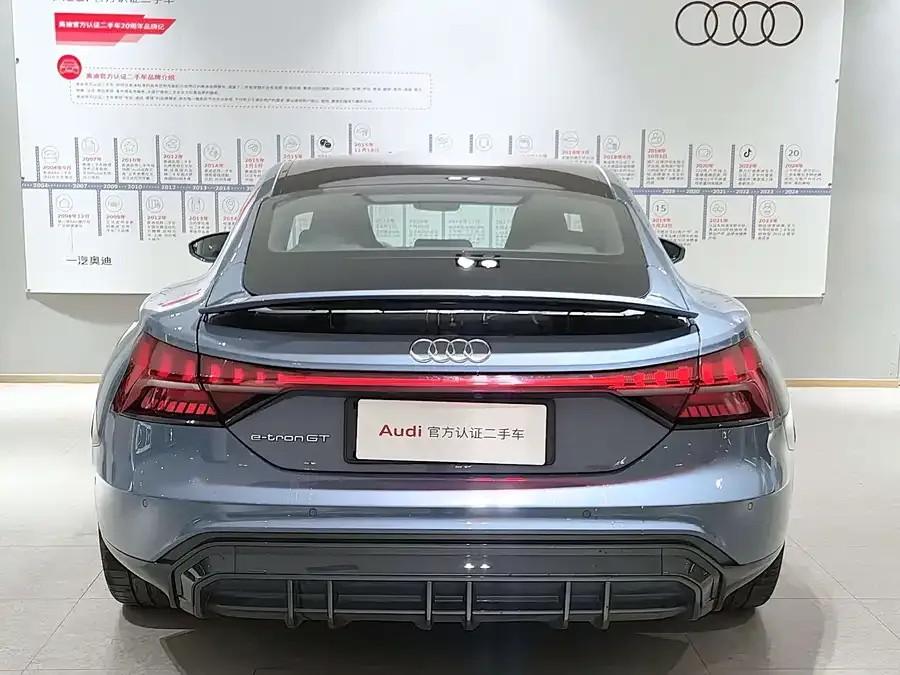 Audi e-tron GT 2023 basic model 2024 — миниатюра 2