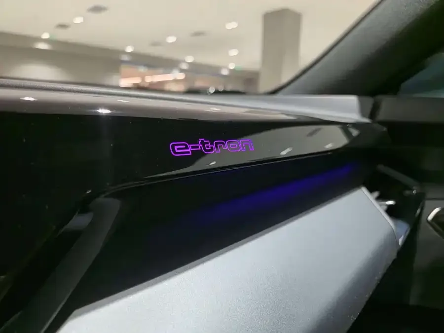 Audi e-tron GT 2023 basic model 2024 — миниатюра 4