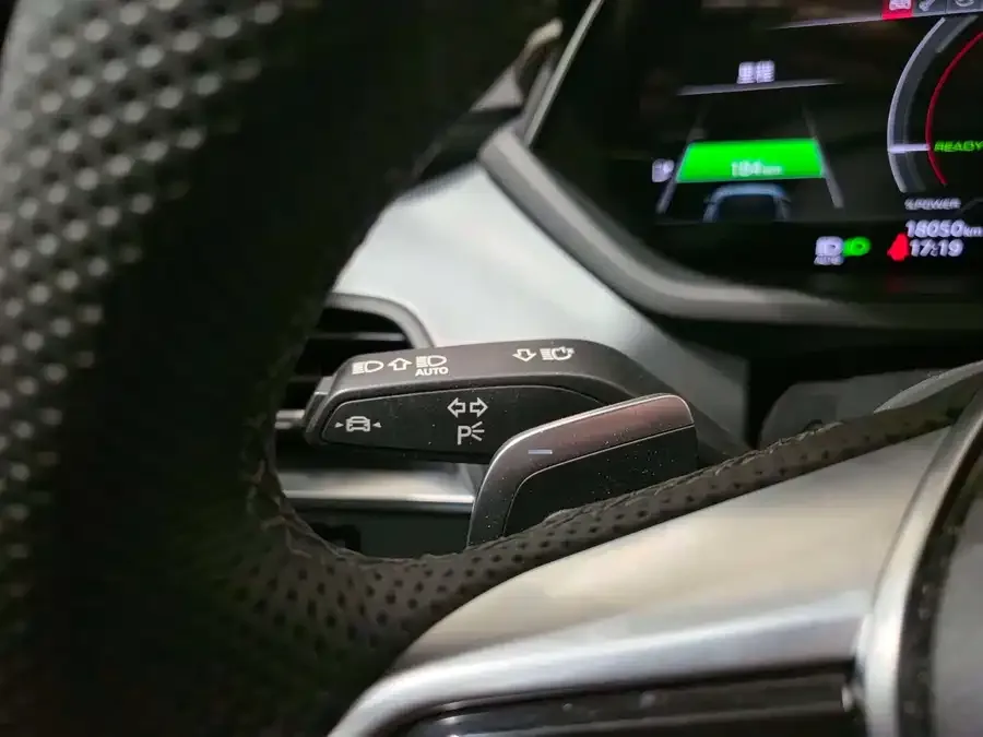 Audi e-tron GT 2023 basic model 2024 — миниатюра 5
