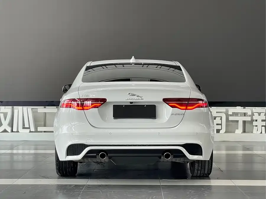 Jaguar XEL 2021 2.0T 250PS R-DYNAMIC S aggressive sports version 2022 — миниатюра 2