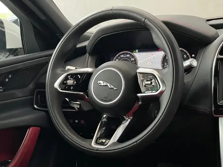 Jaguar XEL 2021 2.0T 250PS R-DYNAMIC S aggressive sports version 2022 — миниатюра 4