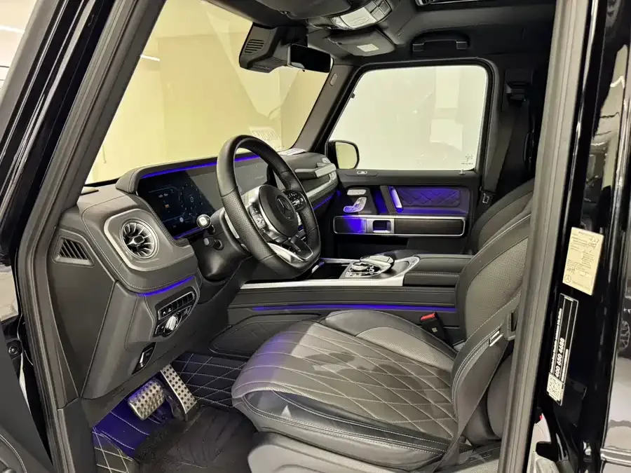 Mercedes-Benz G-rated Mercedes-Benz G-Class 2024 G 500 Collectors Edition 2024 — миниатюра 2