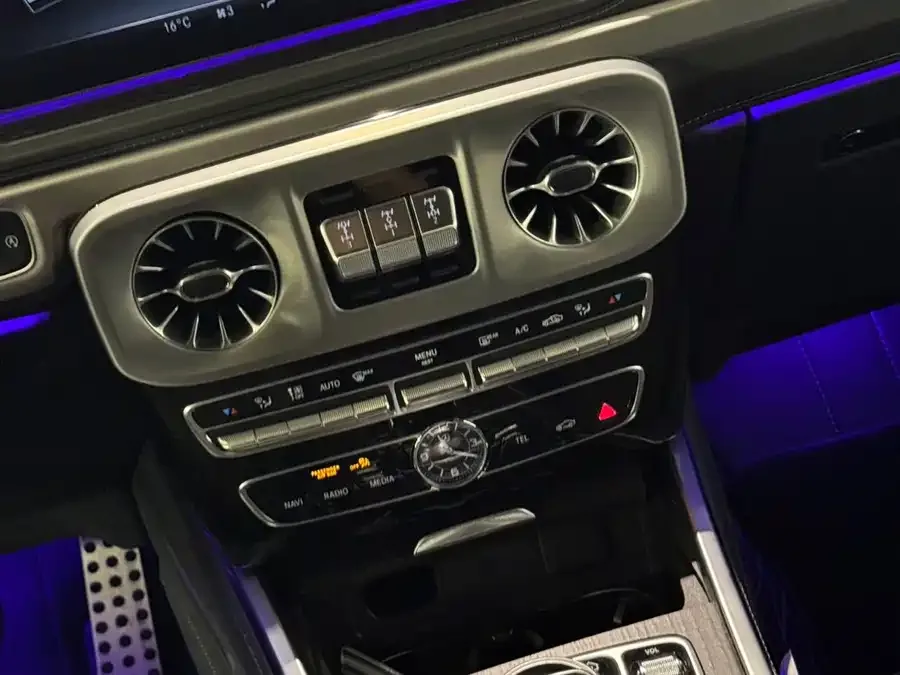Mercedes-Benz G-rated Mercedes-Benz G-Class 2024 G 500 Collectors Edition 2024 — миниатюра 4