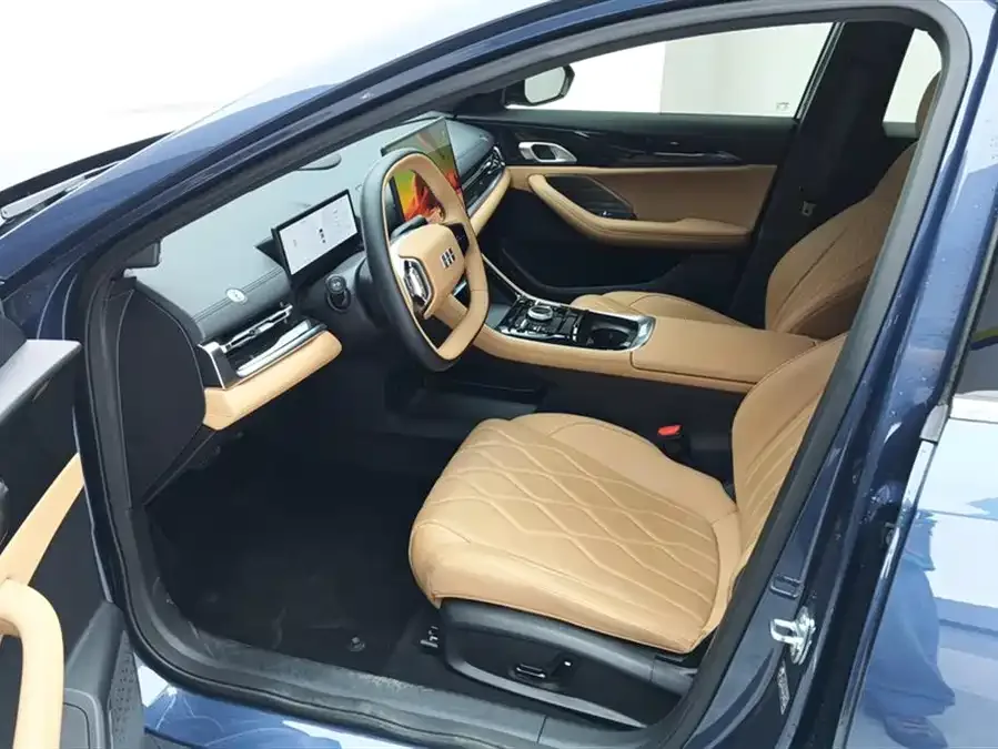 Geely Galaxy A7 Galaxy A7 2025 EM-i 150km Starship Edition 2025 — миниатюра 3