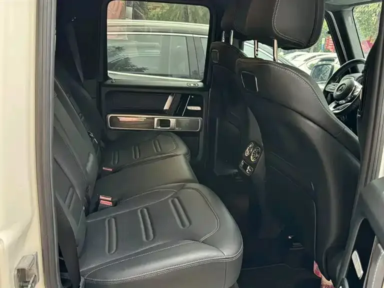 Mercedes-Benz G-rated Mercedes-Benz G-Class 2022 G 500 2023 — миниатюра 3
