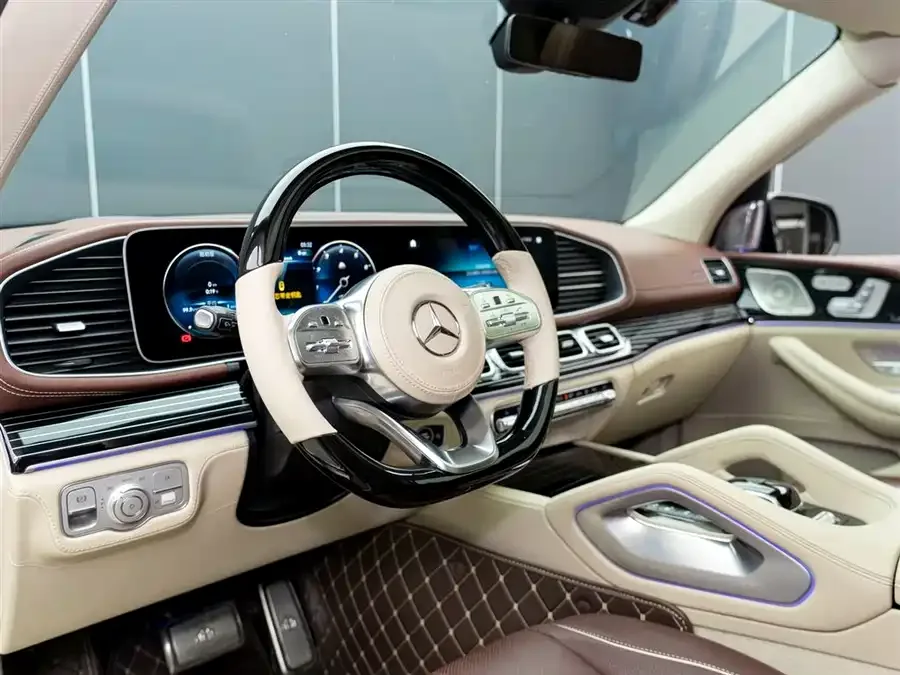 Mercedes-Benz GLS Mercedes-Benz GLS 2024 GLS 450 4MATIC luxury model 2024 — миниатюра 3