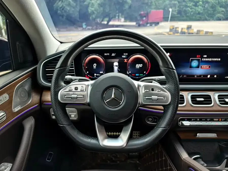 Mercedes-Benz GLS Mercedes-Benz GLS 2023 facelift model 2 GLS 450 4MATIC Fashion model 2024 — миниатюра 3