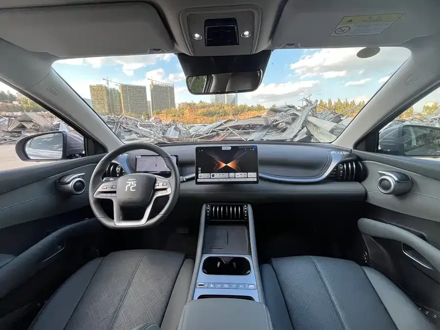 BYD Yuan Plus Yuan PLUS 2025 Smart Driving Edition 510KM Beyond Edition 2025 — миниатюра 2