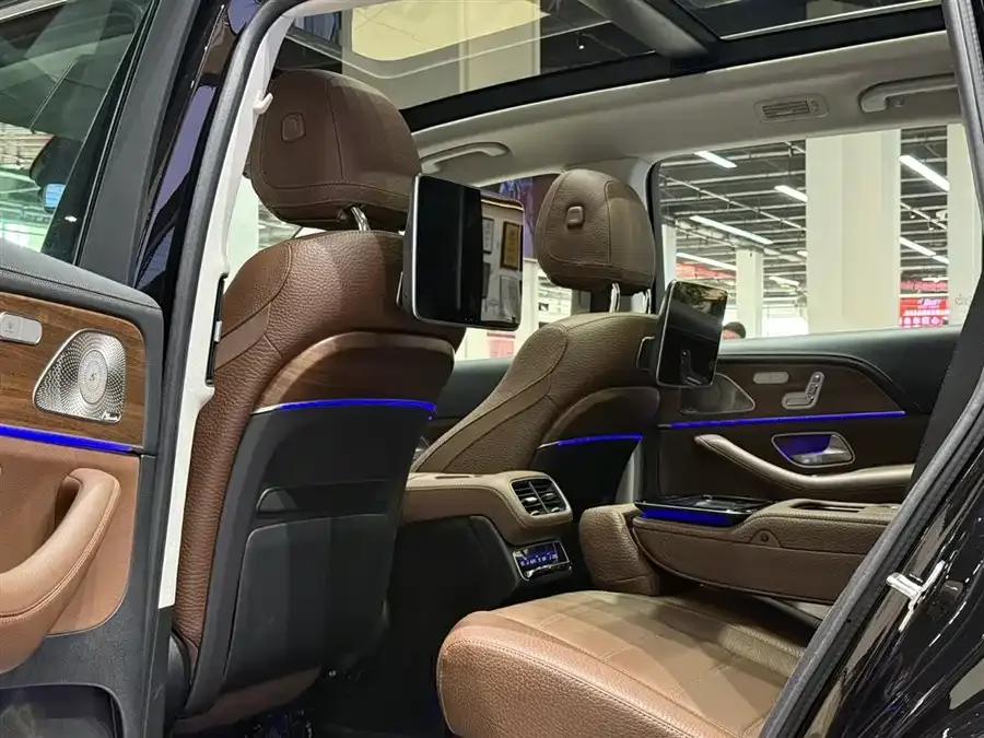 Mercedes-Benz GLS Mercedes-Benz GLS 2024 GLS 450 4MATIC luxury model 2024 — миниатюра 5