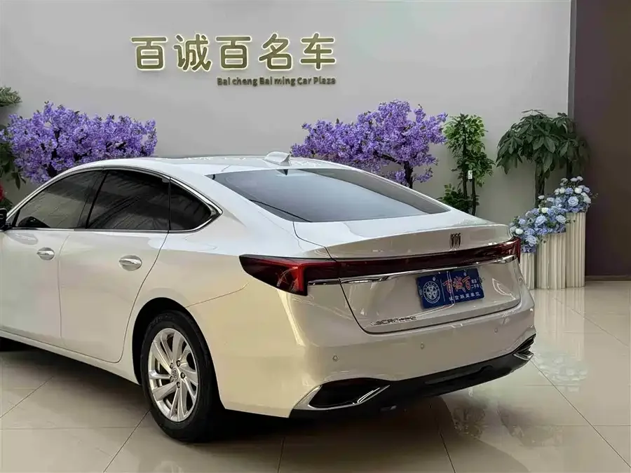 Buick LaCrosse LaCrosse 2023 facelift 25T crossover version 2024 — миниатюра 3