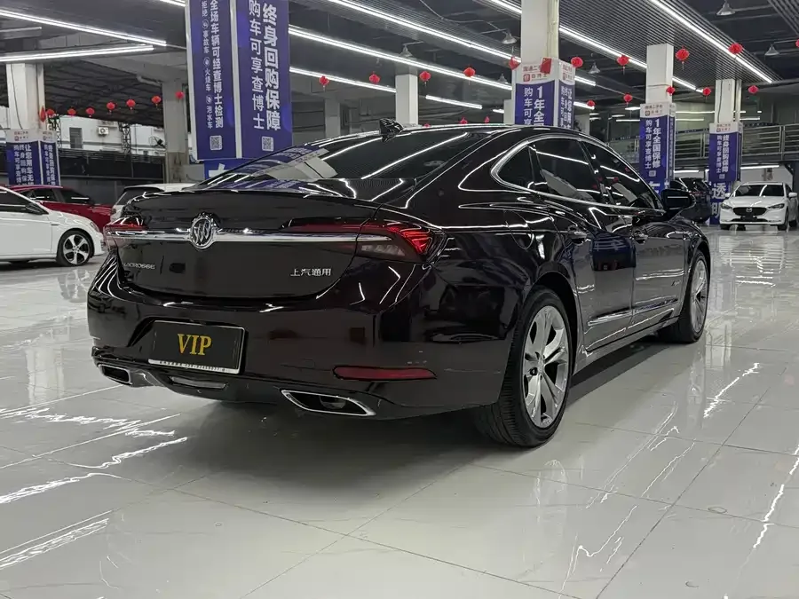 Buick LaCrosse LaCrosse 2022 Avenir Premium Edition 2022 — миниатюра 2