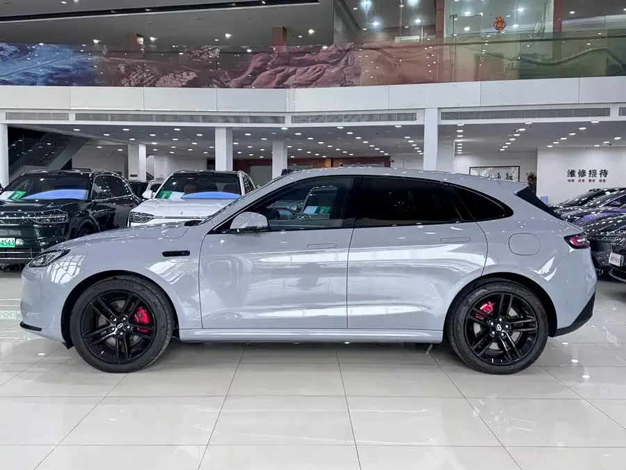 AITO M5 M5 2024 Extended Range Max RS 4WD Advanced Intelligent Driving Edition 2024 — миниатюра 2