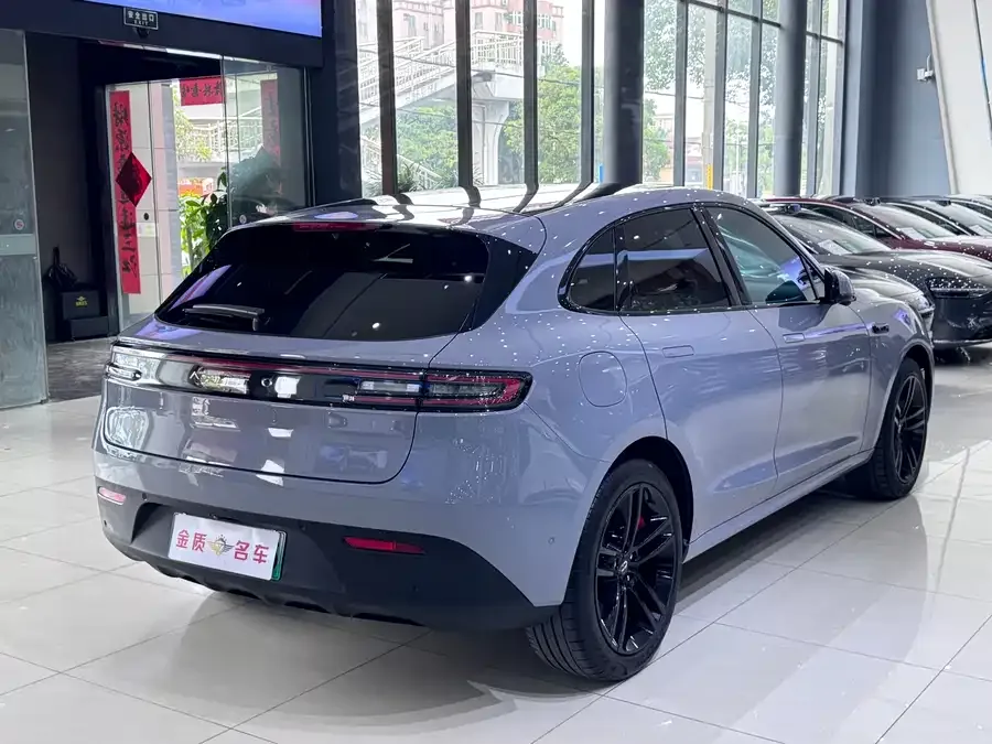 AITO M5 M5 2024 Extended Range Max RS 4WD Advanced Intelligent Driving Edition 2024 — миниатюра 4