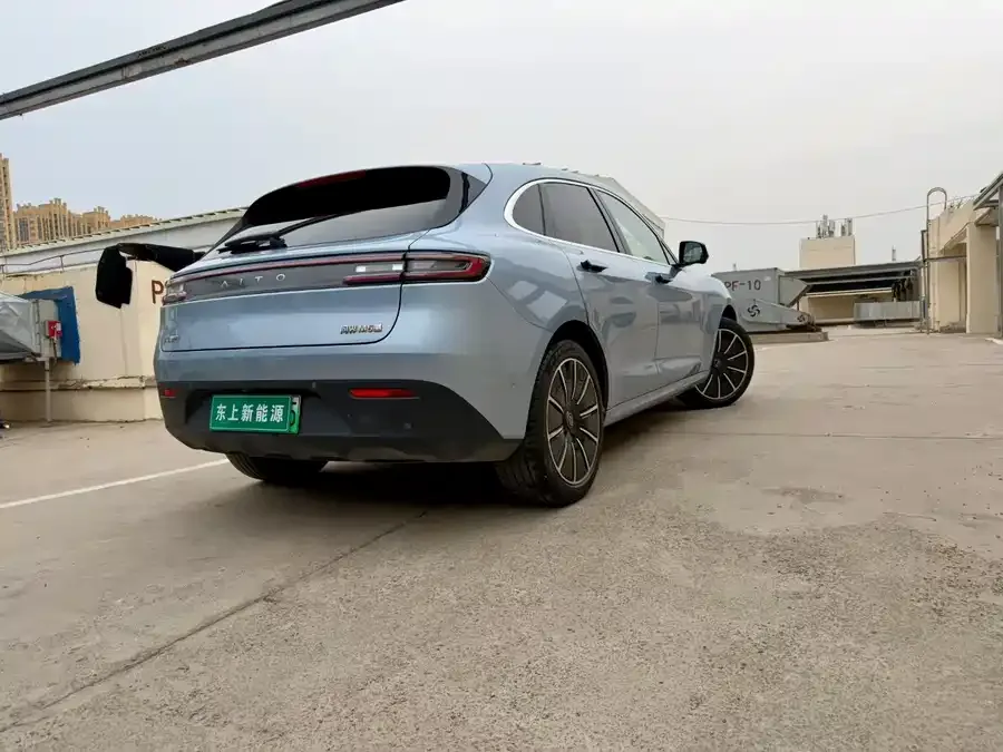 AITO M5 M5 2022 pure electric four-wheel drive performance version 2022 — миниатюра 3