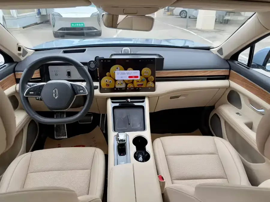 AITO M5 M5 2022 pure electric four-wheel drive performance version 2022 — миниатюра 5