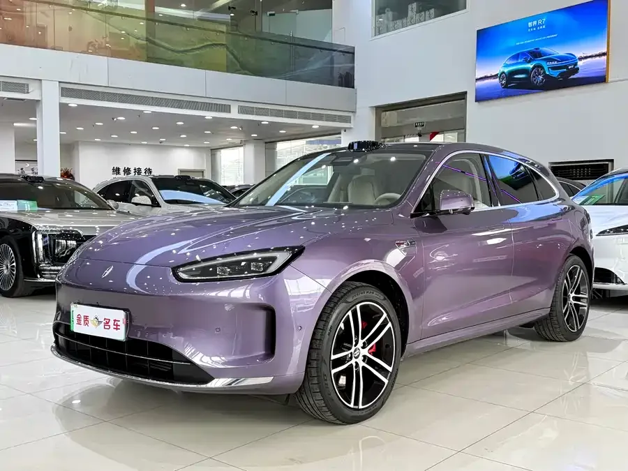 AITO M5 M5 2025 Extended Range Ultra 4WD Edition 2025 — фото 1, купить с доставкой в Москву