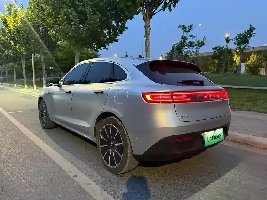 AITO M5 M5 2024 pure electric Max rear-wheel drive high-end intelligent driving version 2023 — миниатюра 3