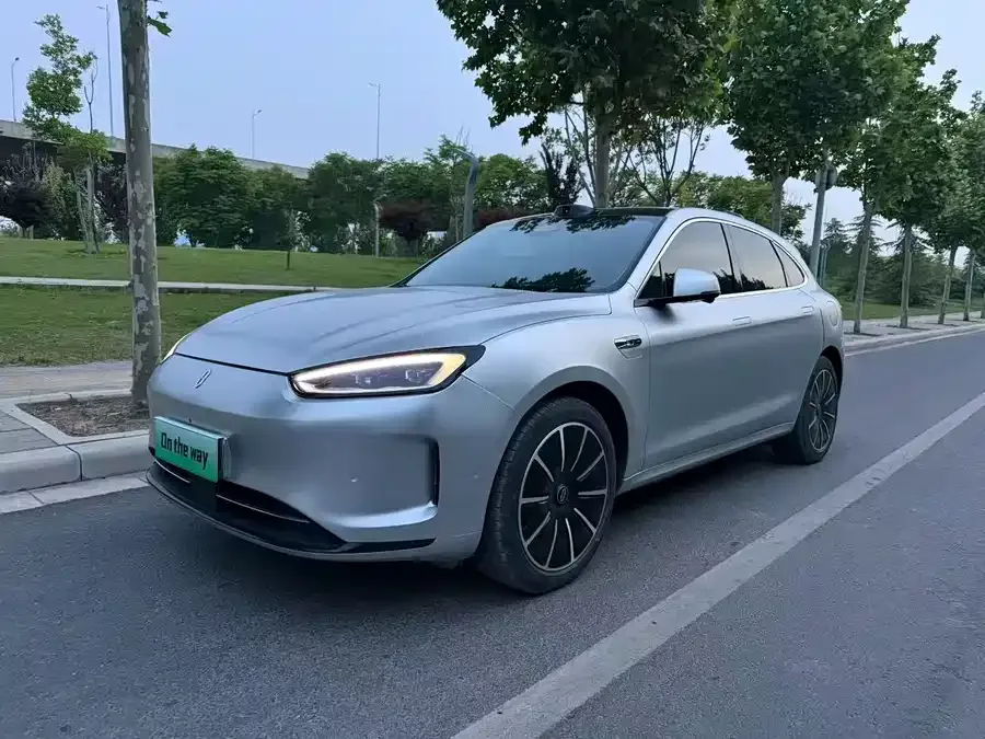 AITO M5 M5 2024 pure electric Max rear-wheel drive high-end intelligent driving version 2023 — фото 1, купить с доставкой в Москву