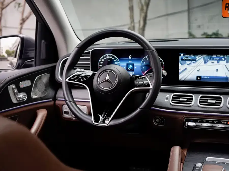 Mercedes-Benz GLE Mercedes-Benz GLE 2024 GLE 450 4MATIC Luxury Edition 2023 — миниатюра 5