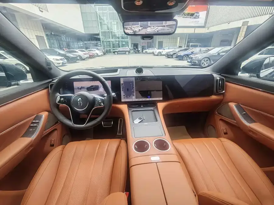AITO M8 Wenjie M8 2025 Extended Range Max+ Version 53.4kWh 6-Seater (192-line LiDAR) 2025 — миниатюра 4