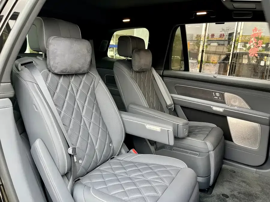NIO ES8 NIO ES8 2026 Six-seat Executive Luxury Edition 2026 — миниатюра 4