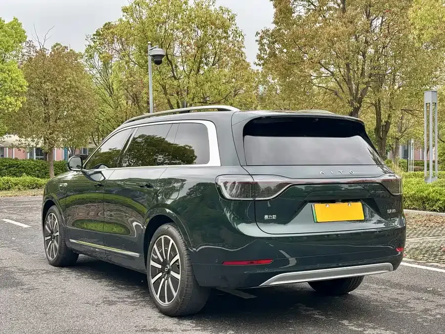 AITO M9 Wenjie M9 2024 Extended Range Ultra Edition 52kWh 5-seater Edition 2024 — миниатюра 3