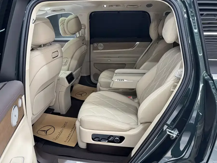 AITO M9 Wenjie M9 2025 Extended Range Ultra Edition 52kWh 6-Seat Version (192-line LiDAR) 2025 — миниатюра 4