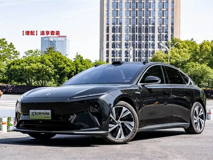NIO ET5 2025