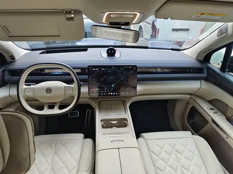 NIO ES8 NIO ES8 2026 Six-seat Executive Luxury Edition 2026 — миниатюра 4