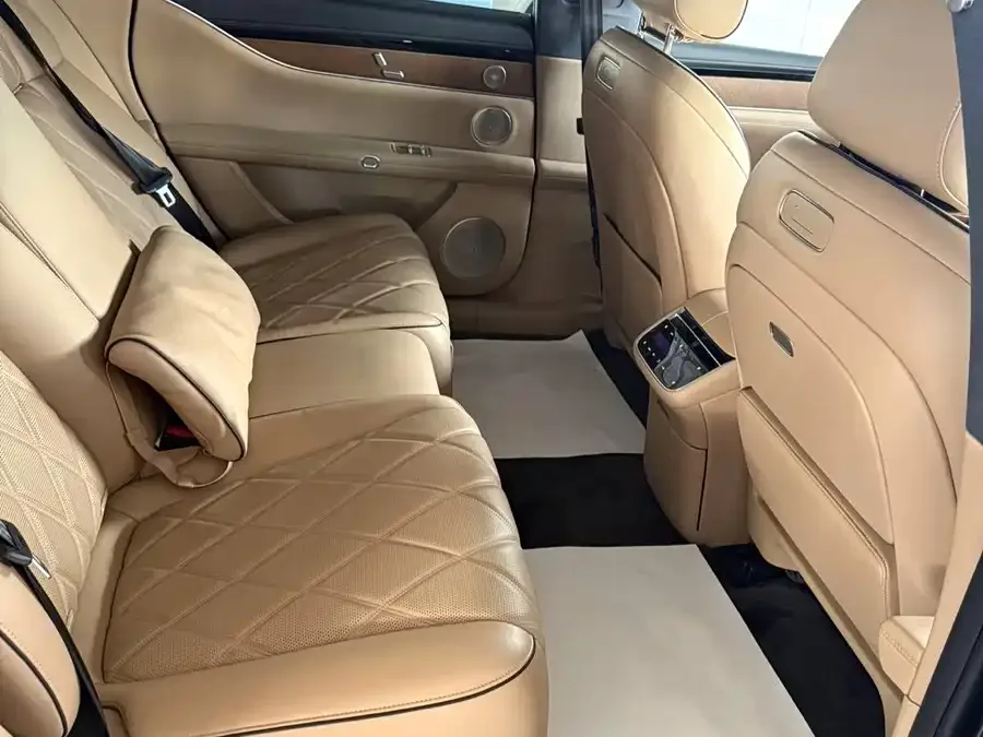 Enjoy World S9 Xiangjie S9 2024 Pure Electric Ultra Four-wheel Drive Flagship Edition 2024 — миниатюра 2