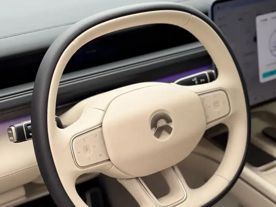 NIO ES8 NIO ES8 2026 Six-seat Executive Luxury Edition 2025 — миниатюра 5