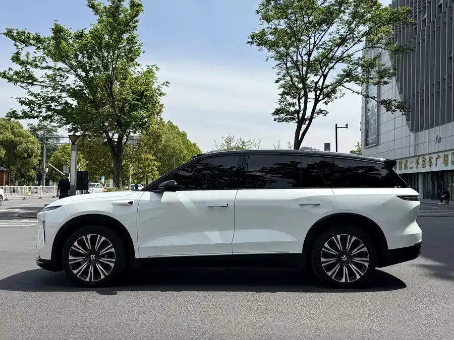 NIO ES8 NIO ES8 2024 model 75kWh 2024 — миниатюра 4