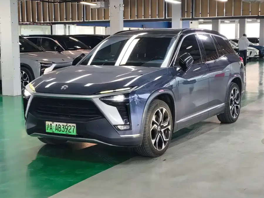 NIO ES8 2022