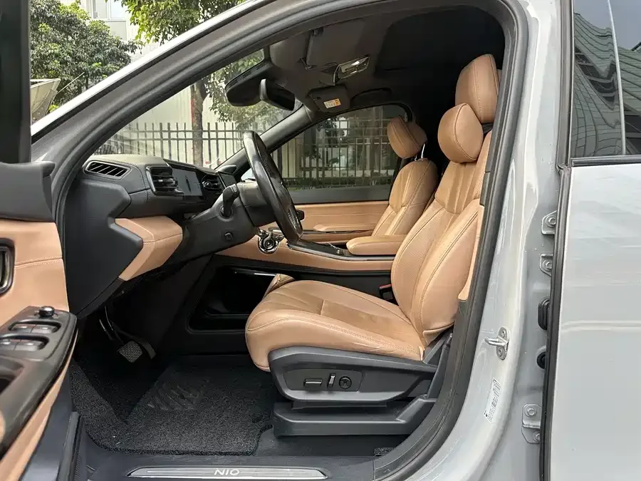 NIO ES8 NIO ES8 2020 415KM Six-seat Edition 2022 — миниатюра 3