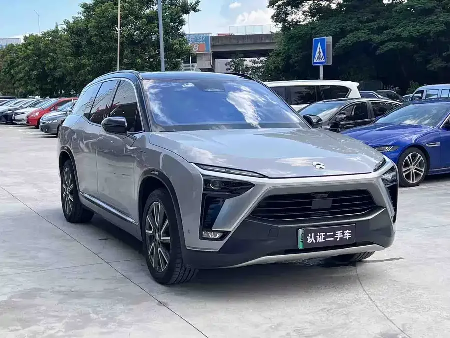 NIO ES8 2022