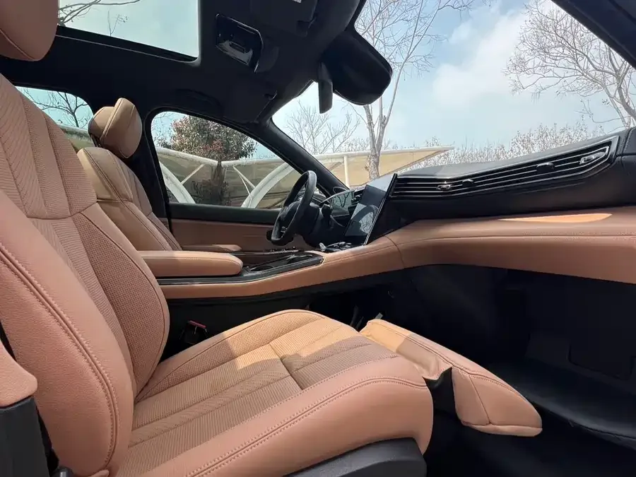 NIO ES8 NIO ES8 2020 580KM Six-seat Edition 2022 — миниатюра 4