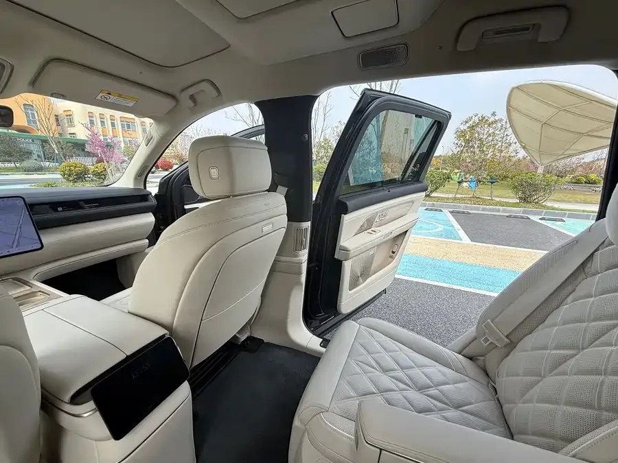 NIO ES8 NIO ES8 2026 Six-seat Executive Luxury Edition 2025 — миниатюра 5
