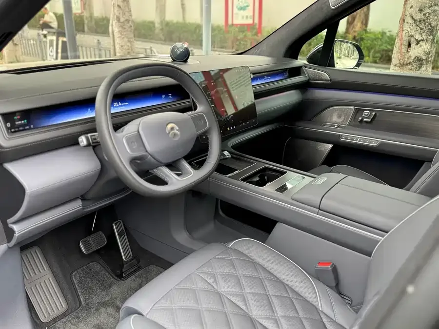 NIO ES8 NIO ES8 2026 Six-seat Executive Luxury Edition 2026 — миниатюра 4