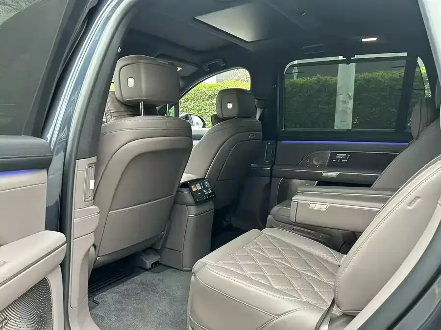 NIO ES8 NIO ES8 2026 Six-seat Executive Luxury Edition 2025 — миниатюра 5