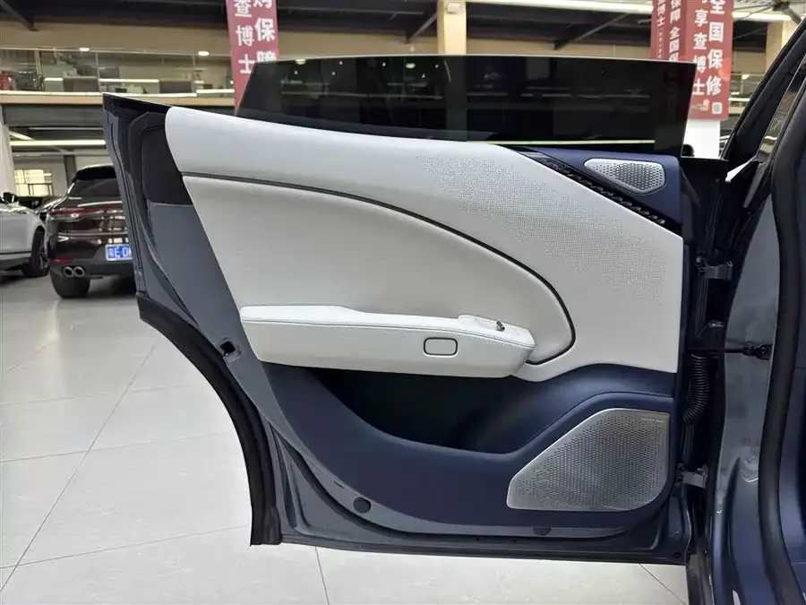 Zeekr 007 Zeekr 007 2024 rear-wheel drive enhanced version 75kWh 2024 — миниатюра 4