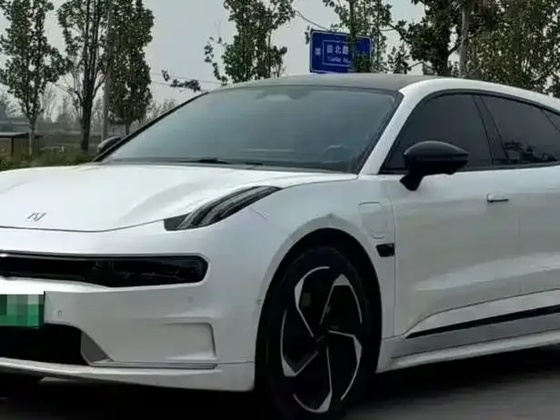 Zeekr 001 2022