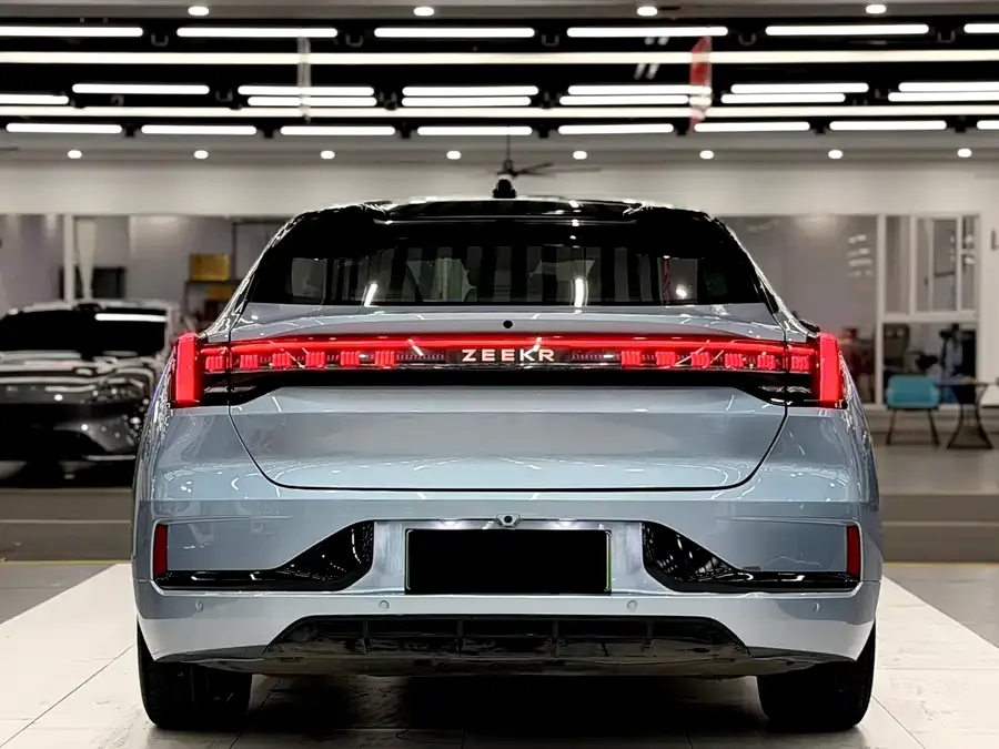 Zeekr 001 Zeekr 001 2023 WE version 100kWh 2023 — миниатюра 2