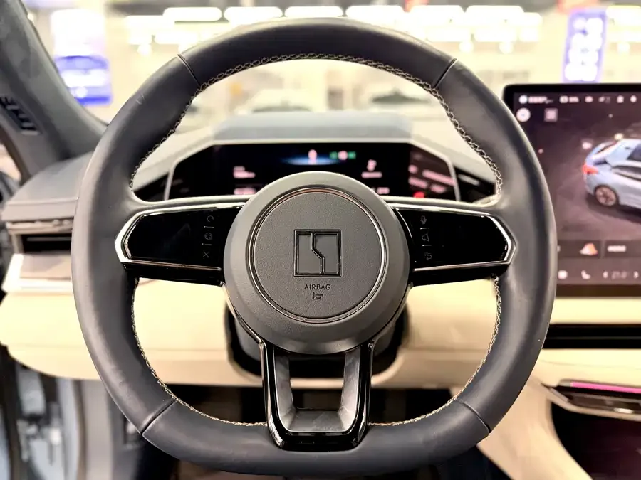 Zeekr 001 Zeekr 001 2023 WE version 100kWh 2023 — миниатюра 4